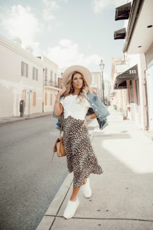 how to style a Leopard midi skirt
