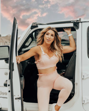 pink workout leggings set